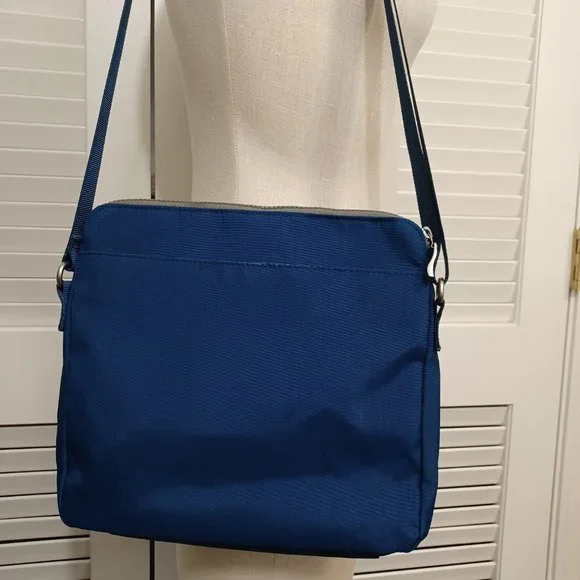 Baggallini Adjustable Crossbody Bag Blue Gray - Picture 3 of 13